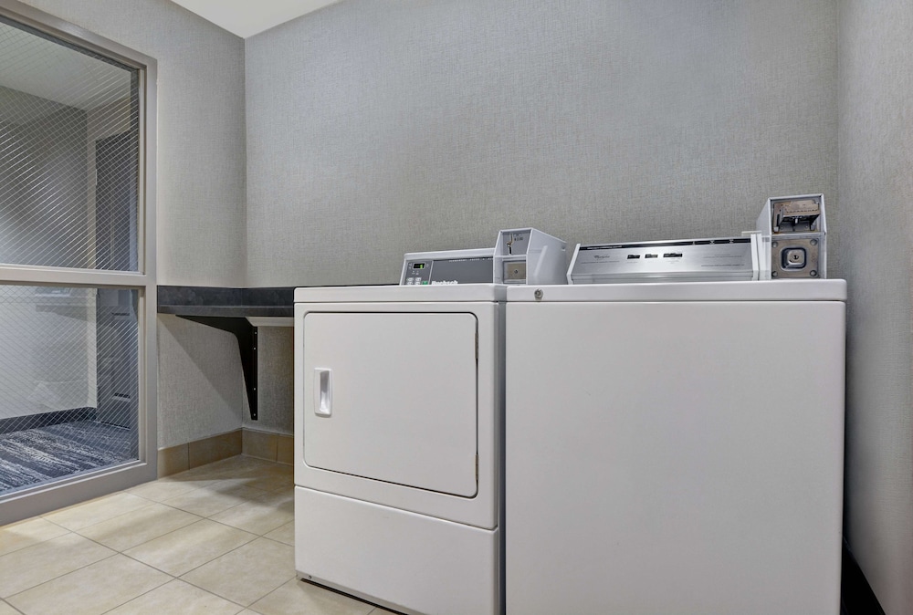 Hampton Inn Bath - photo 32
