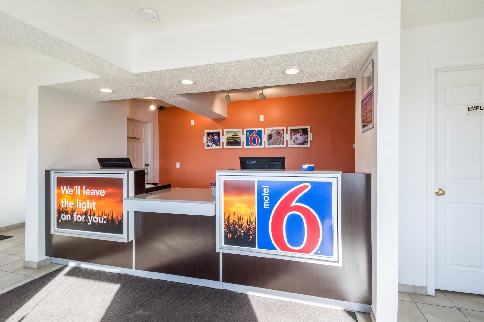 Motel 6 Indianapolis IN South - photo 41