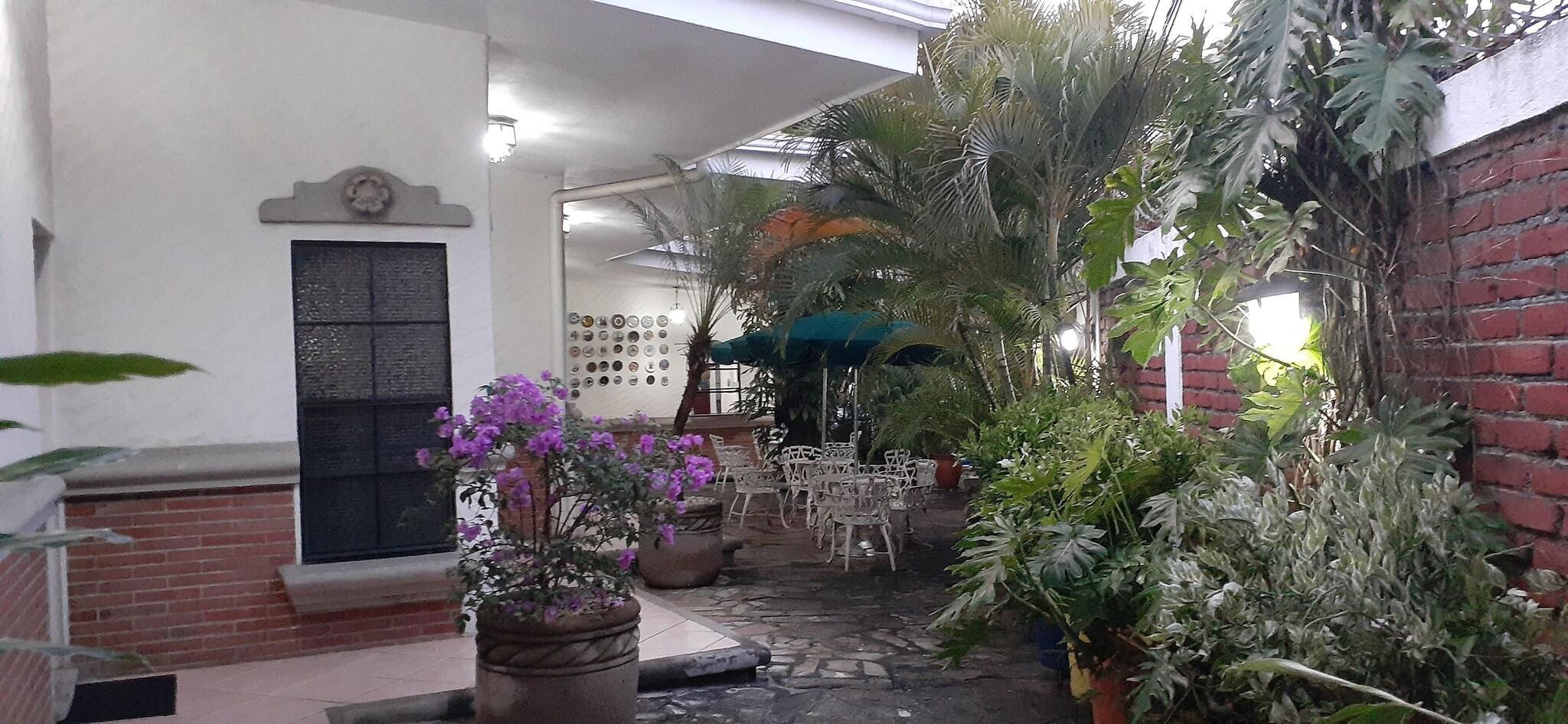 Hotel El Almendro - carbon neutral hotel in Managua
