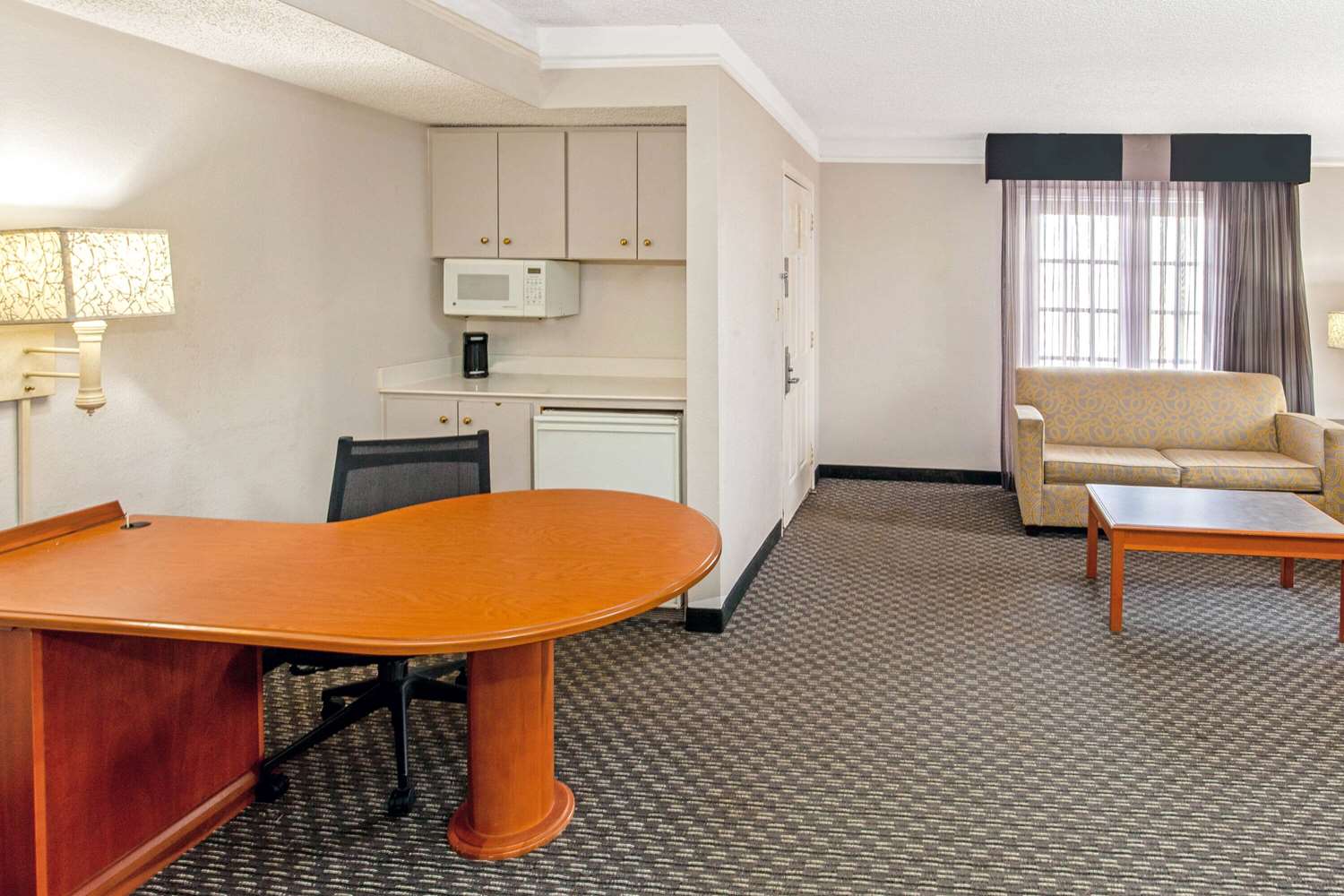 La Quinta Inn Wichita Falls Event Center North - photo 17