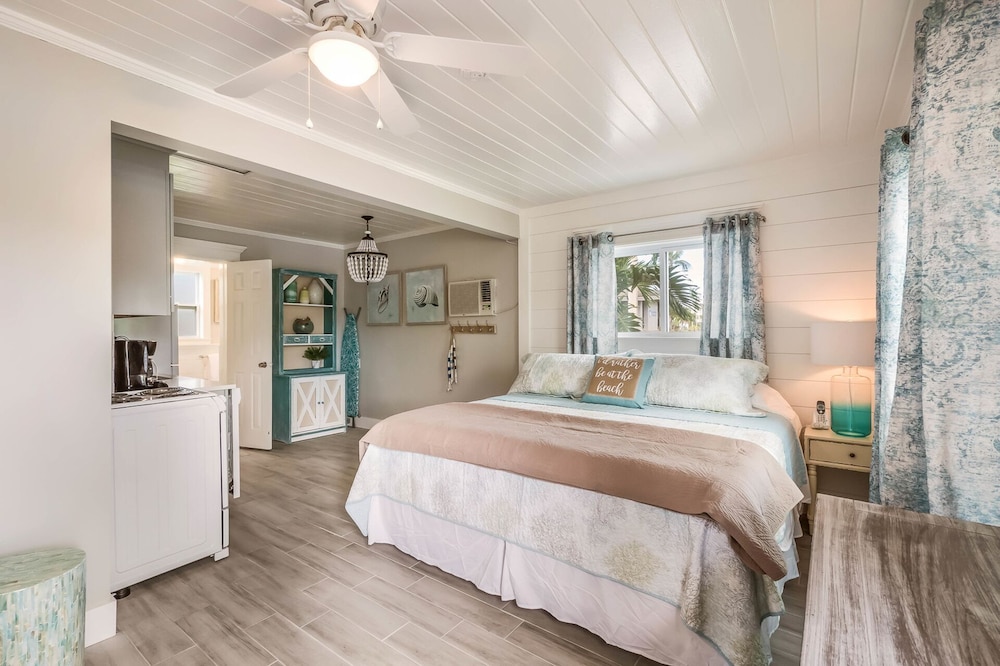 Driftwood at Anna Maria Island Inn — hotel in Holmes Beach