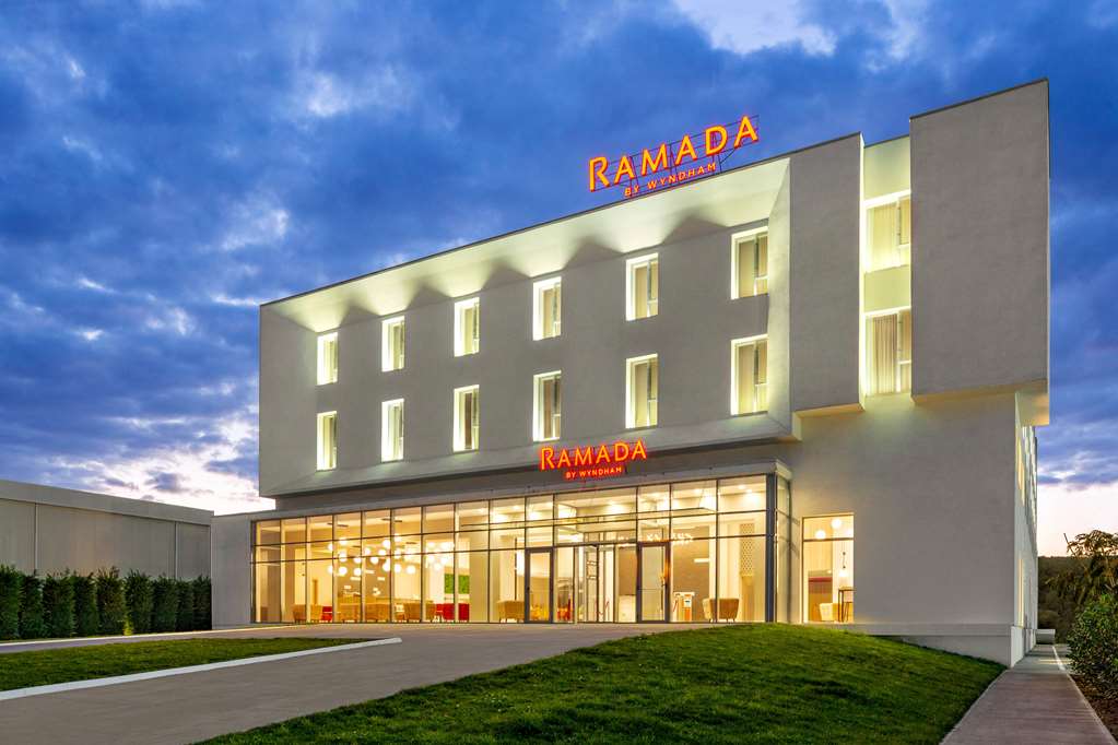 Ramada by Wyndham Targu JIU in Targu Jiu, Romania