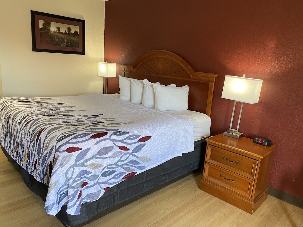 Red Roof Inn Wheelersburg - photo 6