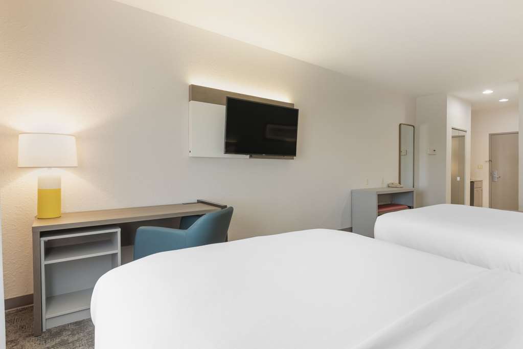 Comfort Inn & Suites Davenport Quad Cities - photo 16