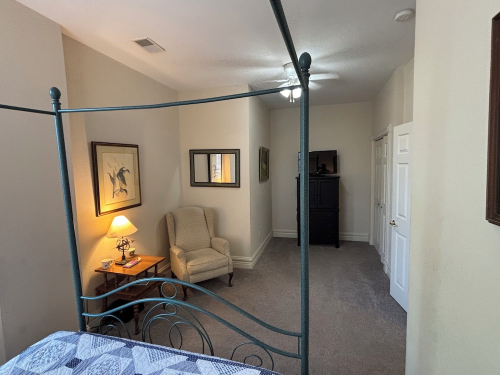 Hermann Crown Suites - photo 177