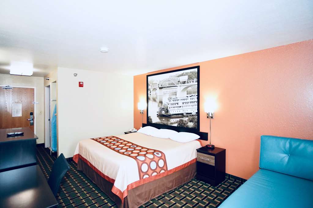 Super 8 by Wyndham Crossville TN - photo 23