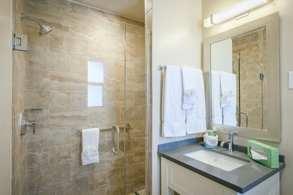 Pacific Shores Inn on Pacific Beach - photo 24