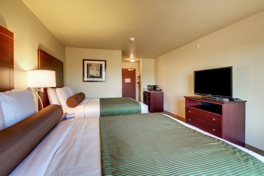 Cobblestone Hotel & Suites Charlestown IN - photo 15