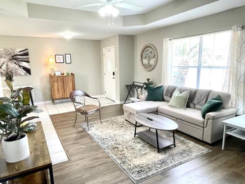 Peaceful Haven 2BR 1BA in Quiet Neighborhood — hotel in Nederland