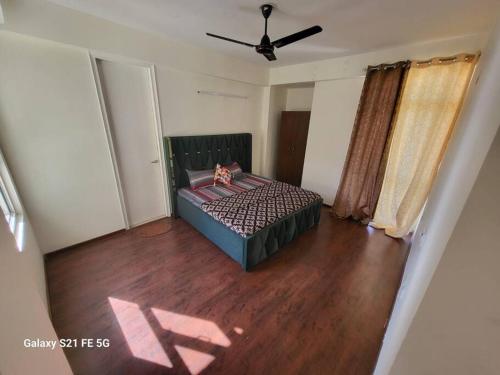 BnBBuddy Modern Party Apt in Gurgaon