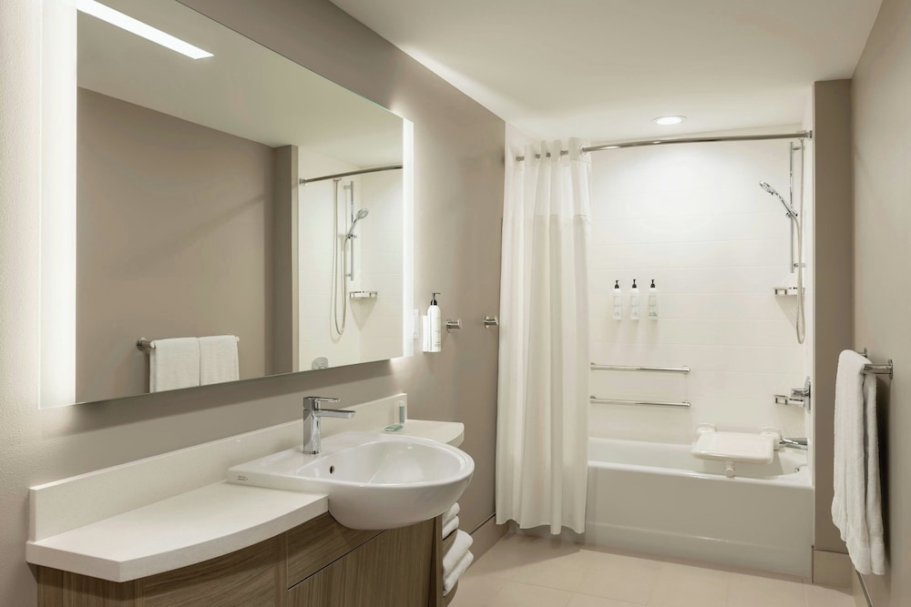 SpringHill Suites by Marriott Fargo - photo 28