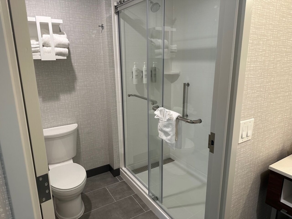 Hampton Inn & Suites by Hilton Ruskin I 75 - photo 33