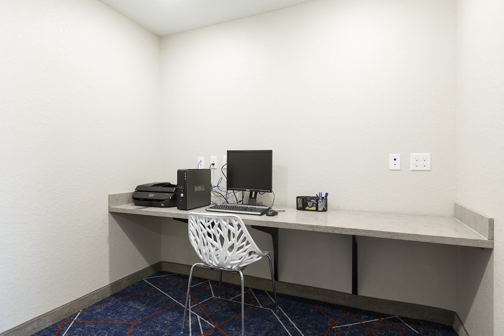 Candlewood Suites San Antonio Schertz by IHG - photo 35