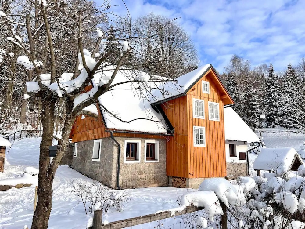 Lucany Nad Nisou Lla560 — Lucany Nad Nisou