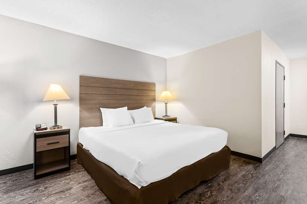 SureStay Hotel by Best Western Albuquerque Midtown - photo 10