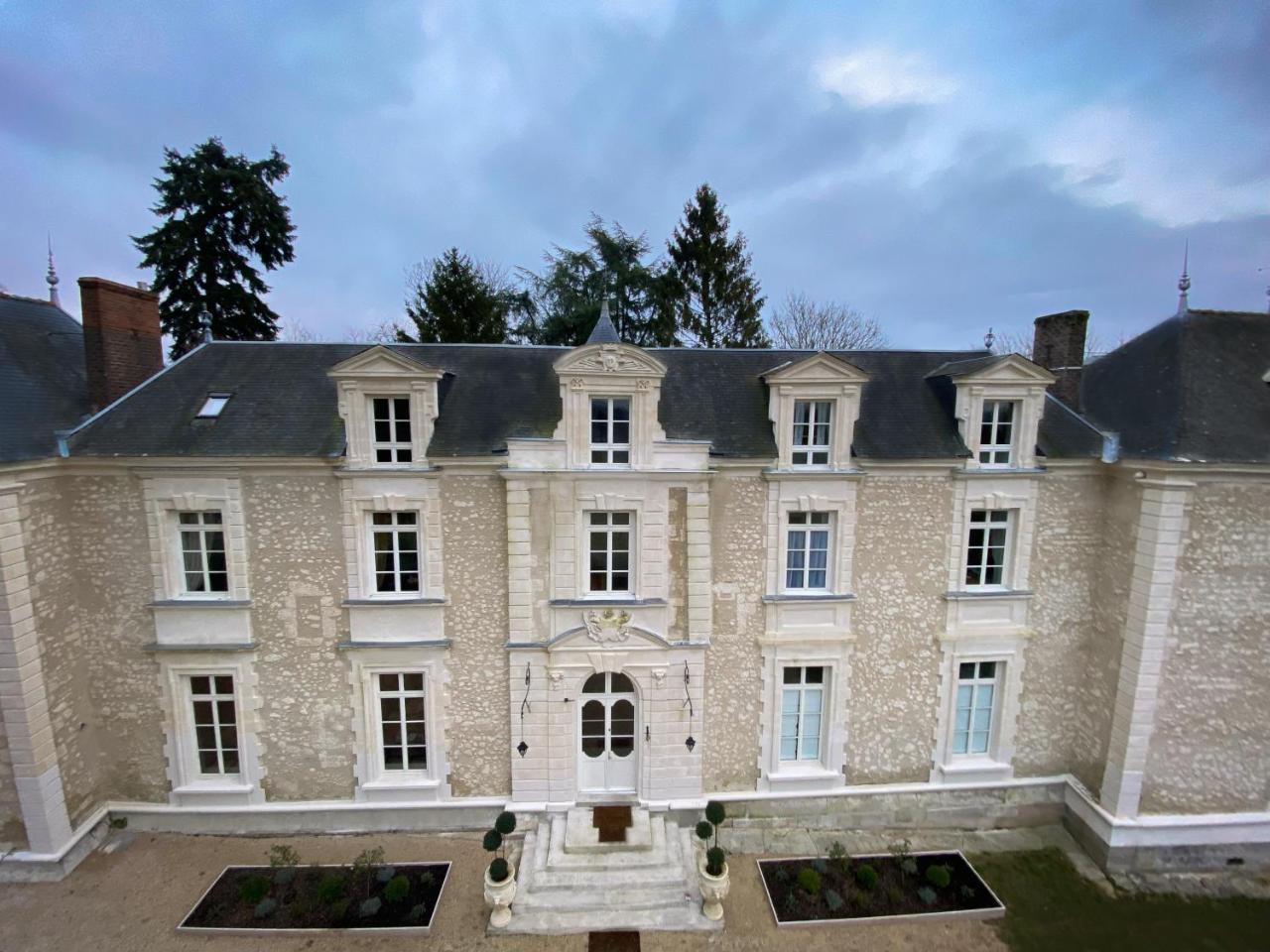 Chateau de Montaupin — 4-Star Luxury Hotel in Mayet, France