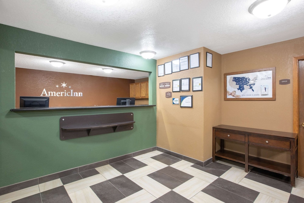 AmericInn by Wyndham Council Bluffs - photo 3