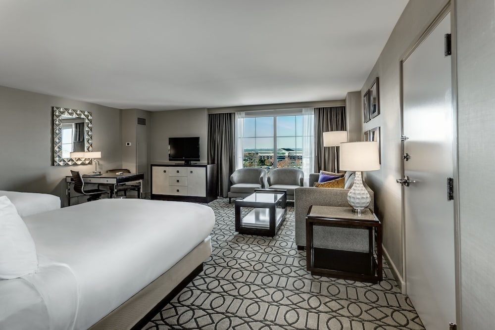 Hilton Columbus at Easton - photo 5