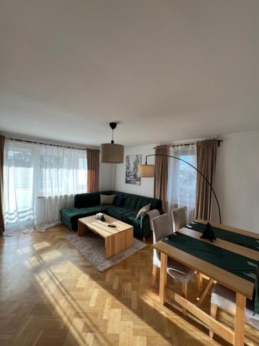 Parkside Charm by the Odra River near ZOO — 4-Star Luxury Hotel in Wroclaw, Poland