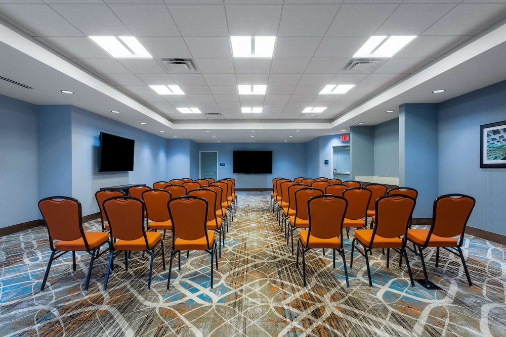 Homewood Suites by Hilton Reston - photo 38