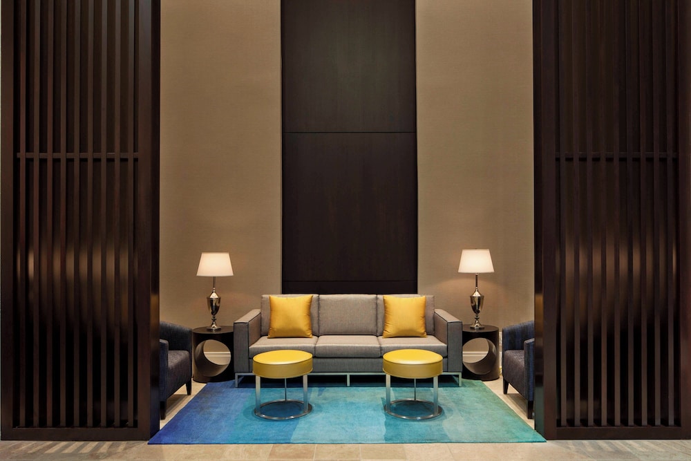 Sheraton Norfolk Waterside Hotel - photo 4