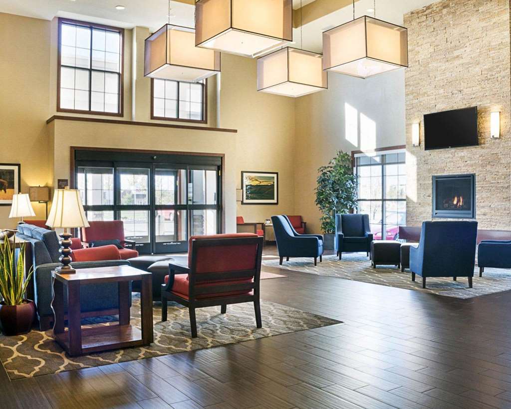 Comfort Suites Fargo Medical Center - photo 9