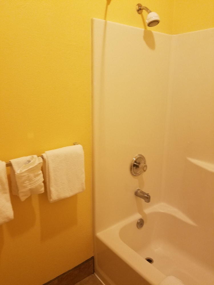 Travelodge by Wyndham Wenatchee - photo 33