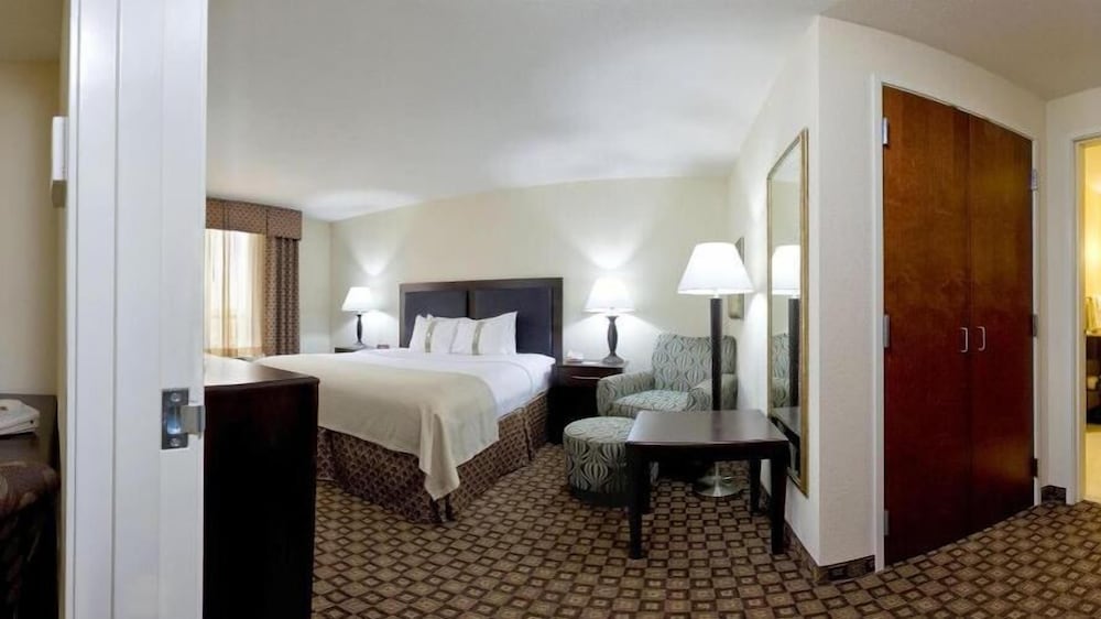 Holiday Inn Quincy East by IHG - photo 10