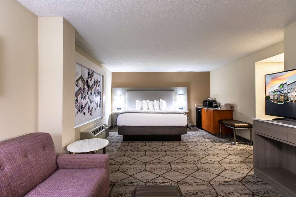 Wingate by Wyndham Charlotte Speedway Concord - photo 18
