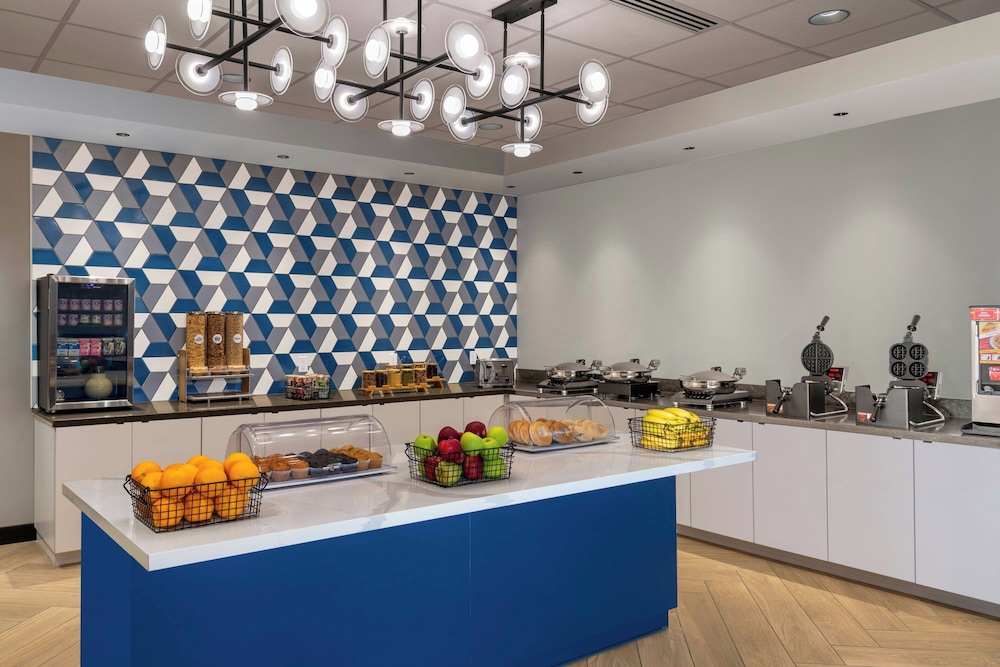 Fairfield Inn & Suites By Marriott Norfolk - photo 34