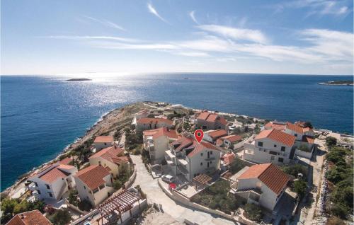 Six Bedroom Holiday Home In Sevid — 4-Star Luxury Hotel in Marina, Croatia