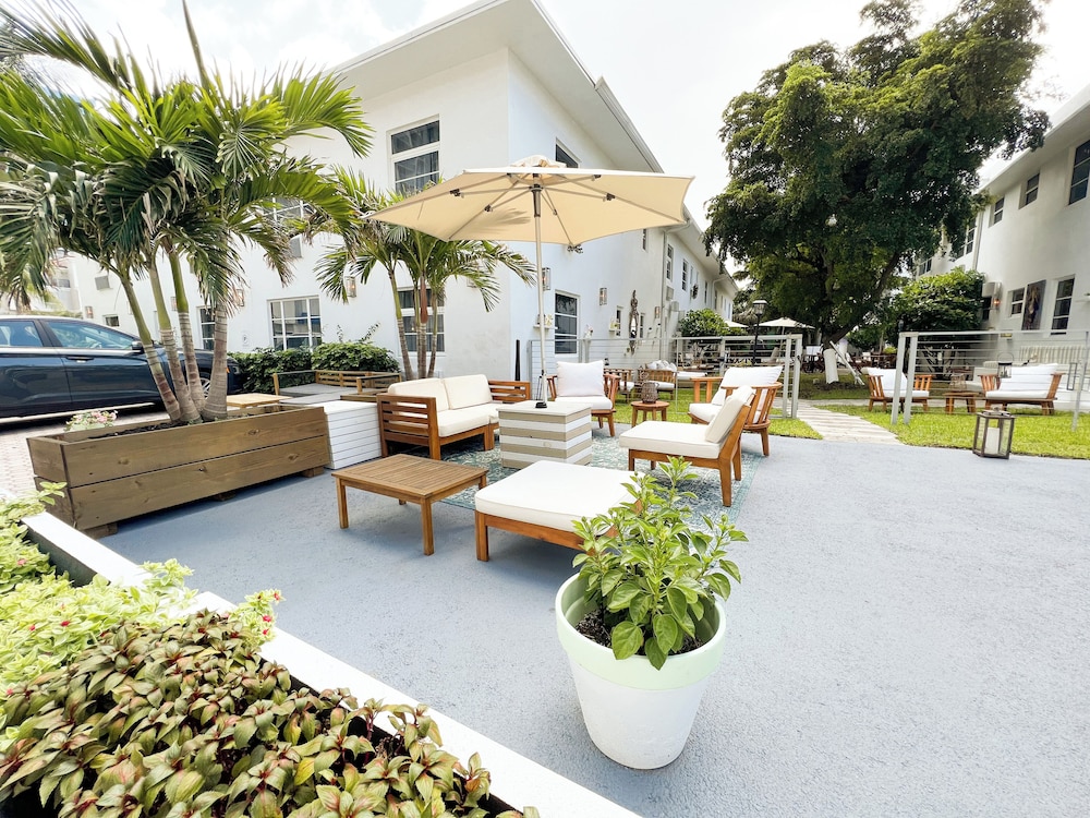 Aqua Hotel - photo 53