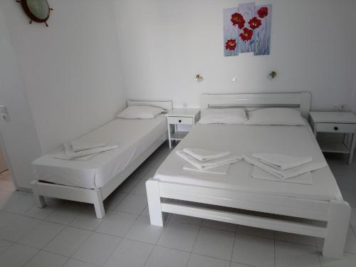 Nicolas Studios — Antiparos — photo 3
