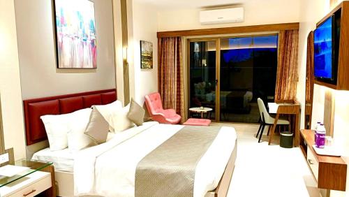 Pushpak Hotel & Convention - last minute hotel in Bhubaneshwar