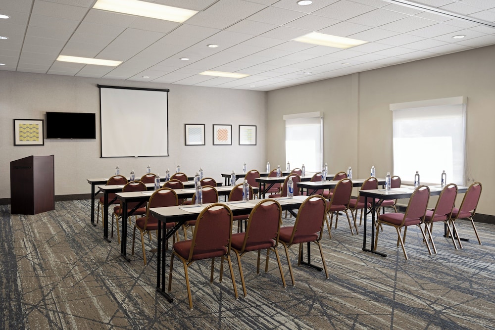 Holiday Inn Express St. Petersburg North by IHG - photo 34