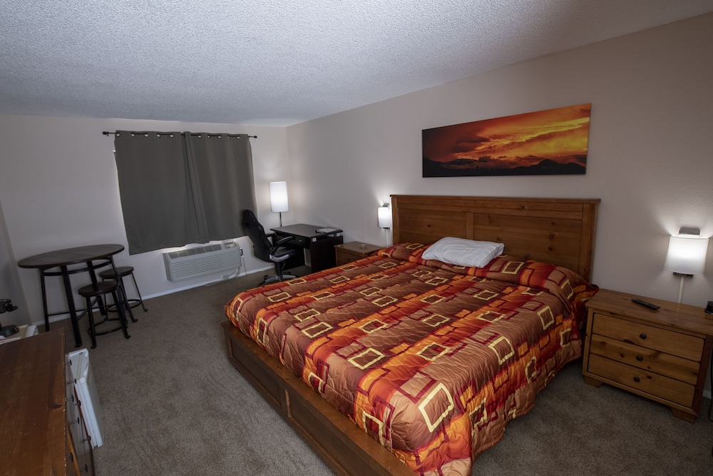 Tower 64 Motel & RV - photo 23
