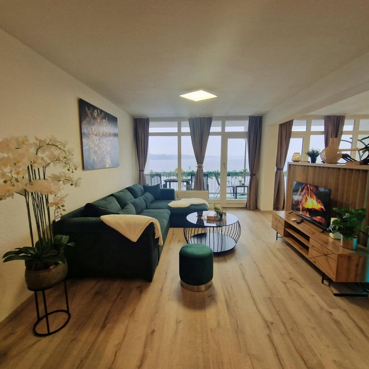 Ferienwohnung mit Meerblick in Bad Zwischenahn — 4-Star Luxury Hotel in Bad Zwischenahn, Germany