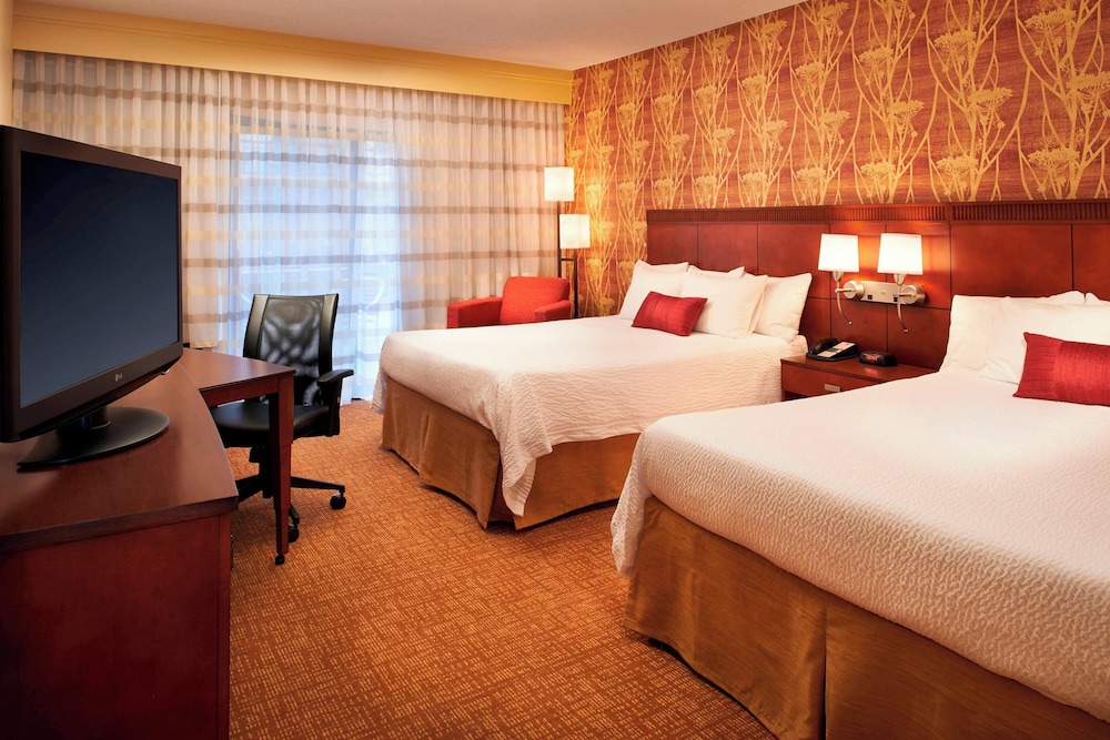 Courtyard by Marriott Dayton South Mall - photo 8