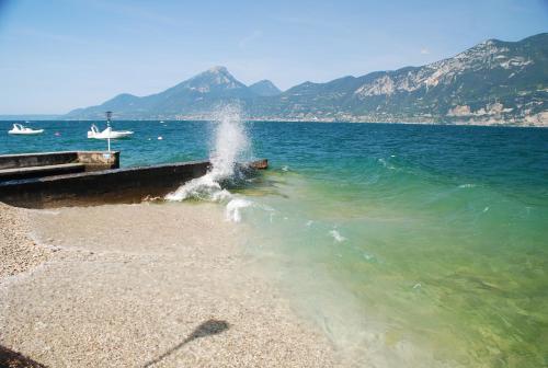 Appartamento alla Playa — 4-Star Luxury Hotel in Brenzone, Italy