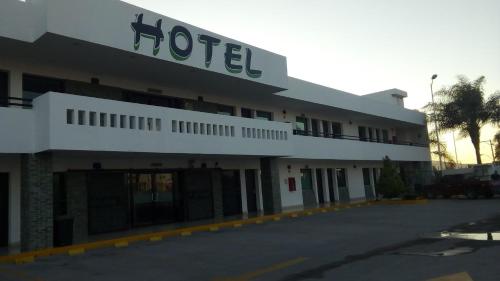 Jalyd Inn — Irapuato — photo 4