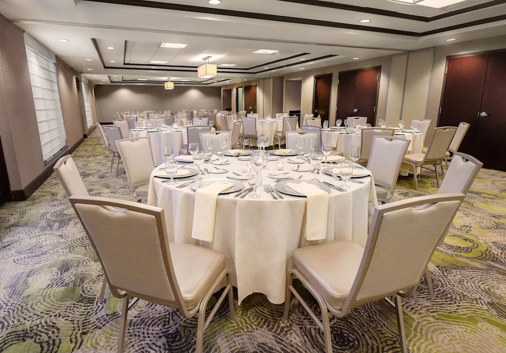 Hilton Garden Inn South Bend - photo 47