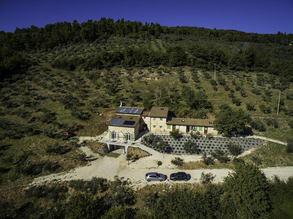 Pekko Country House — 4-Star Luxury Hotel in Spello, Italy