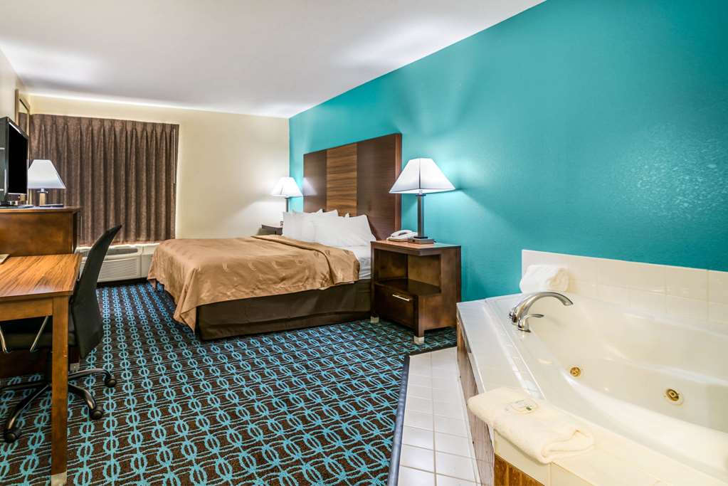 Quality Inn Loudon Concord - photo 31
