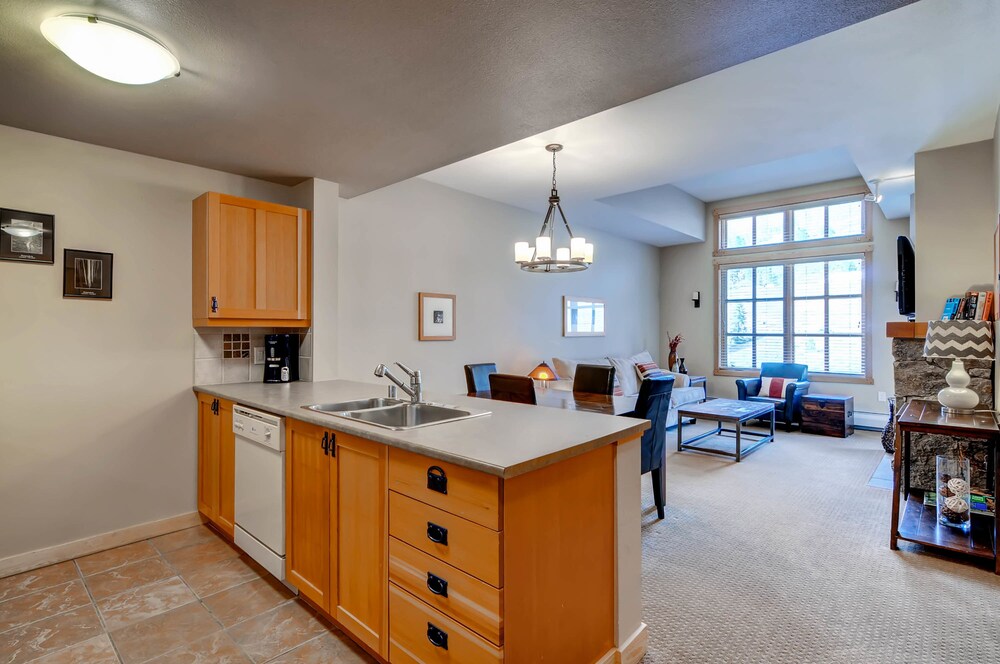 Passage Point at Center Village by Copper Mountain Lodging - photo 17
