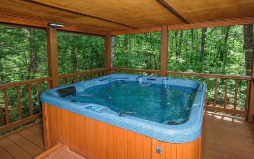 Spring Cove Hideaway - last minute hotel in Sevierville