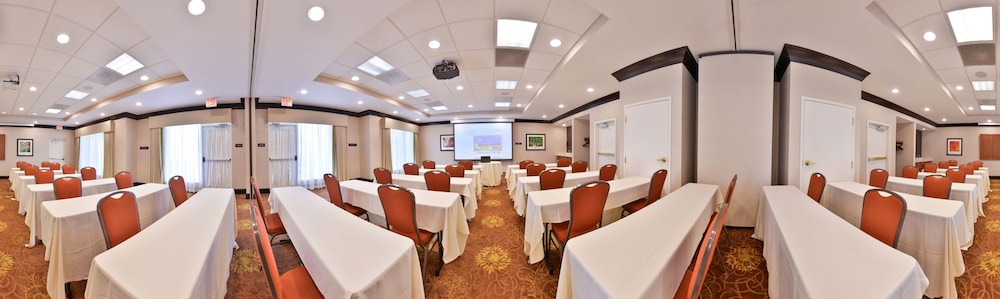 Hilton Garden Inn Indianapolis Carmel - photo 55