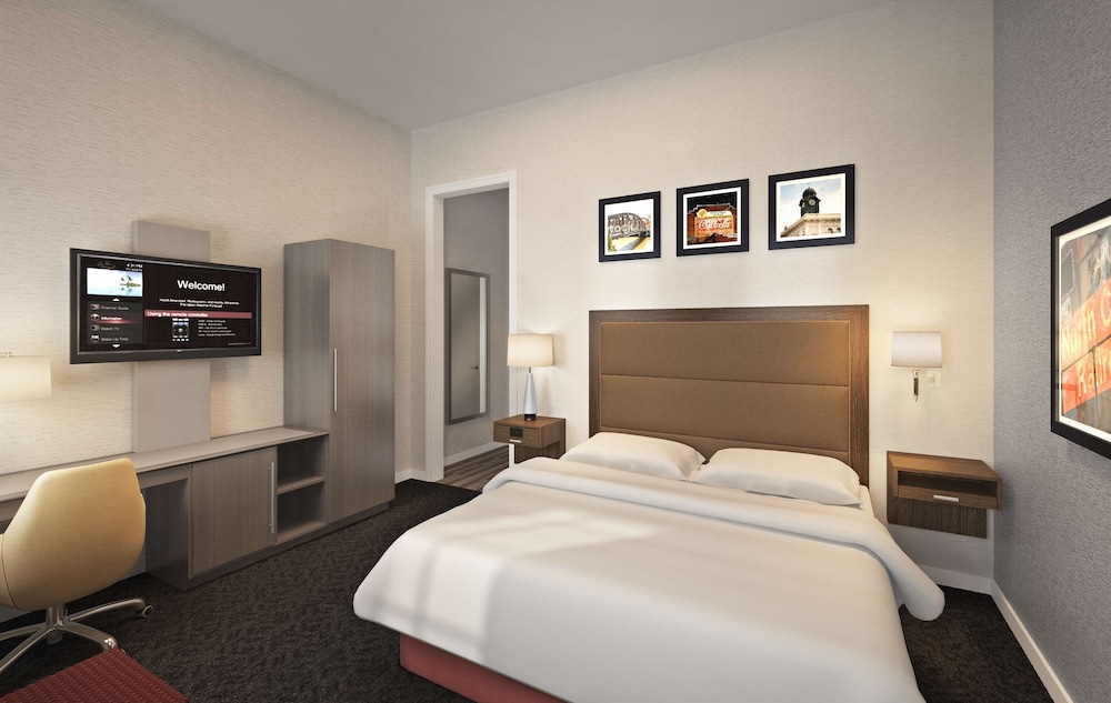 Hampton Inn Petaluma CA - photo 12