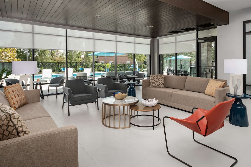 Home2 Suites by Hilton Orlando Southeast Nona - photo 4