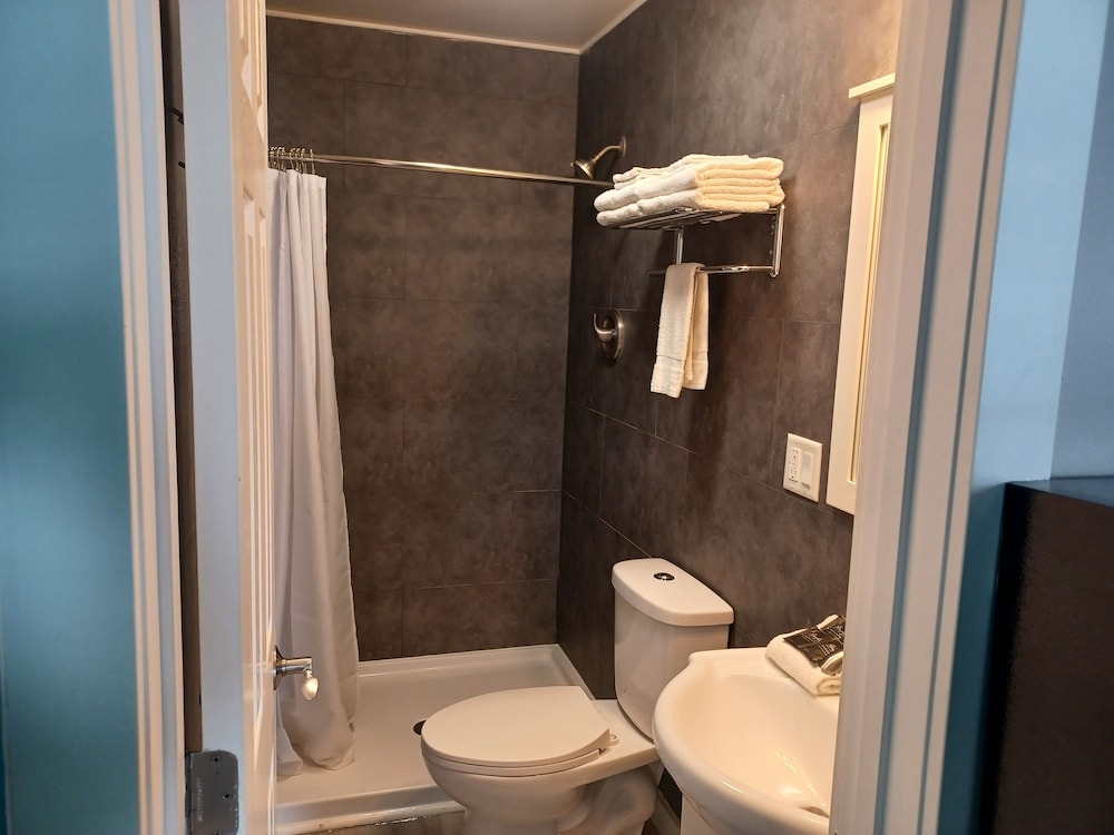 Alexanders Landing - photo 97