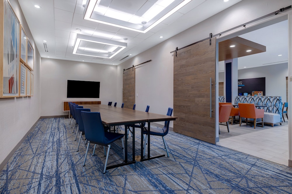 Holiday Inn Express & Suites Ontario Chino Hills by IHG - photo 49